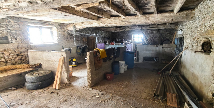 sale Corps de ferme Flagnac - Photo 17