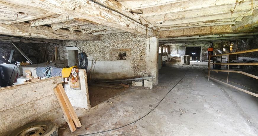 vente Corps de ferme Flagnac