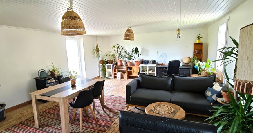 vente Corps de ferme Flagnac