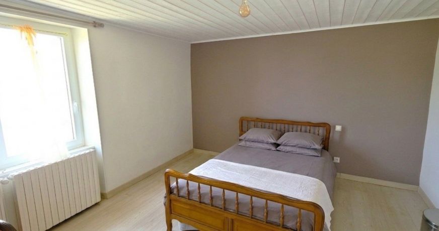 vente Corps de ferme Flagnac