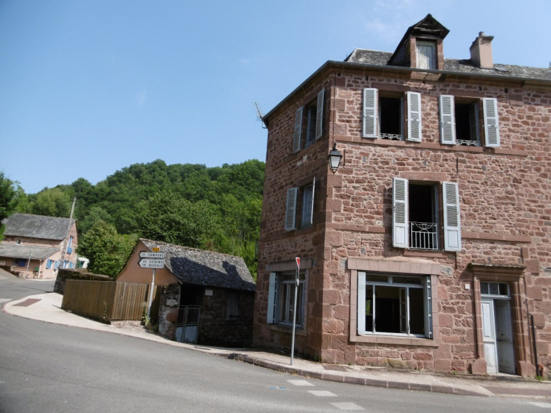 sale Maison de village Villecomtal - Photo 1