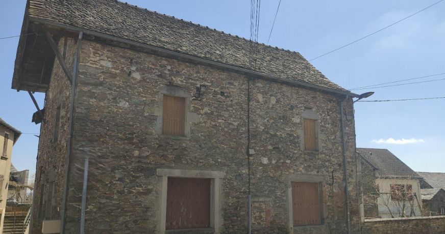 vente Maison de village Pradinas