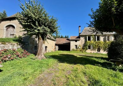vente Corps de ferme Montsalvy