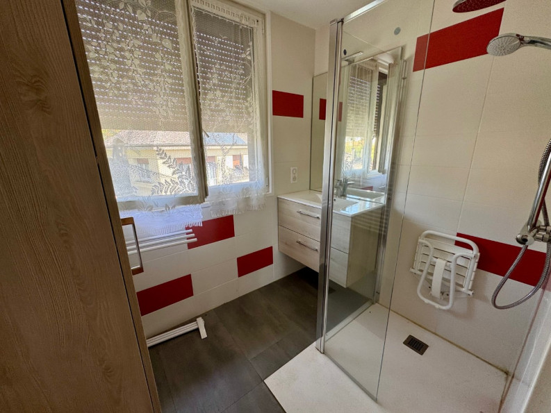 vente Maison Montsalvy - Photo 9