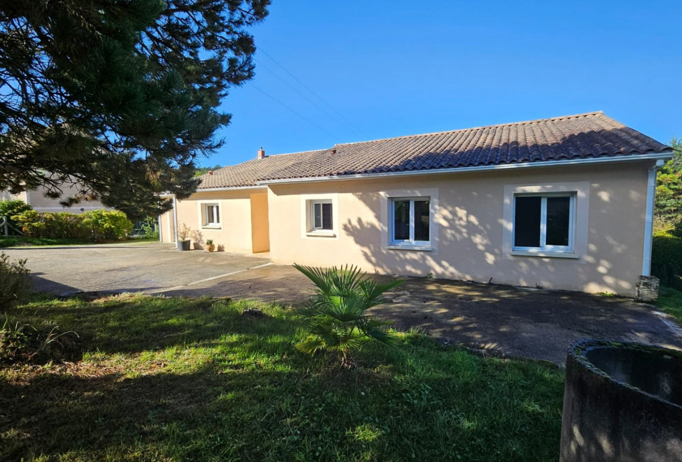 vente Maison Bassilac - Photo 1