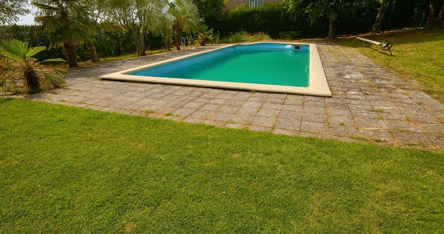 vente Maison Montbron