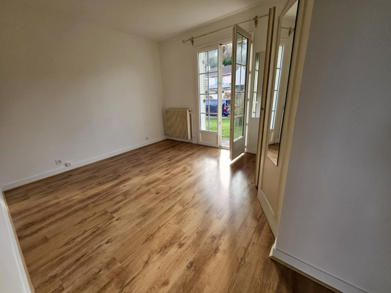 vente Maison Bassilac - Photo 10