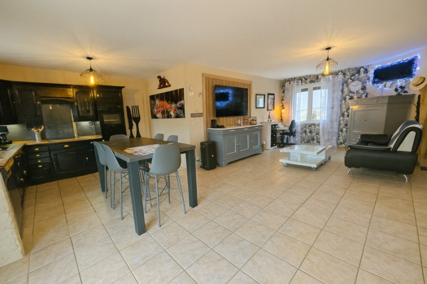 vente Maison Bassilac - Photo 9