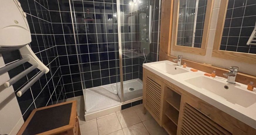 vente Demeure de ville et village Rauzan