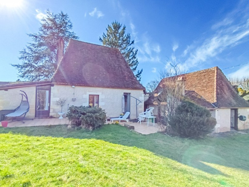 vente Maison Bassilac - Photo 1