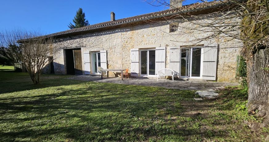 vente Corps de ferme Antonne Et Trigonant