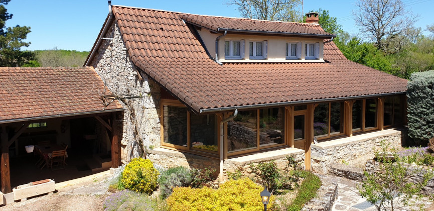 sale Corps de ferme Livernon - Photo 1