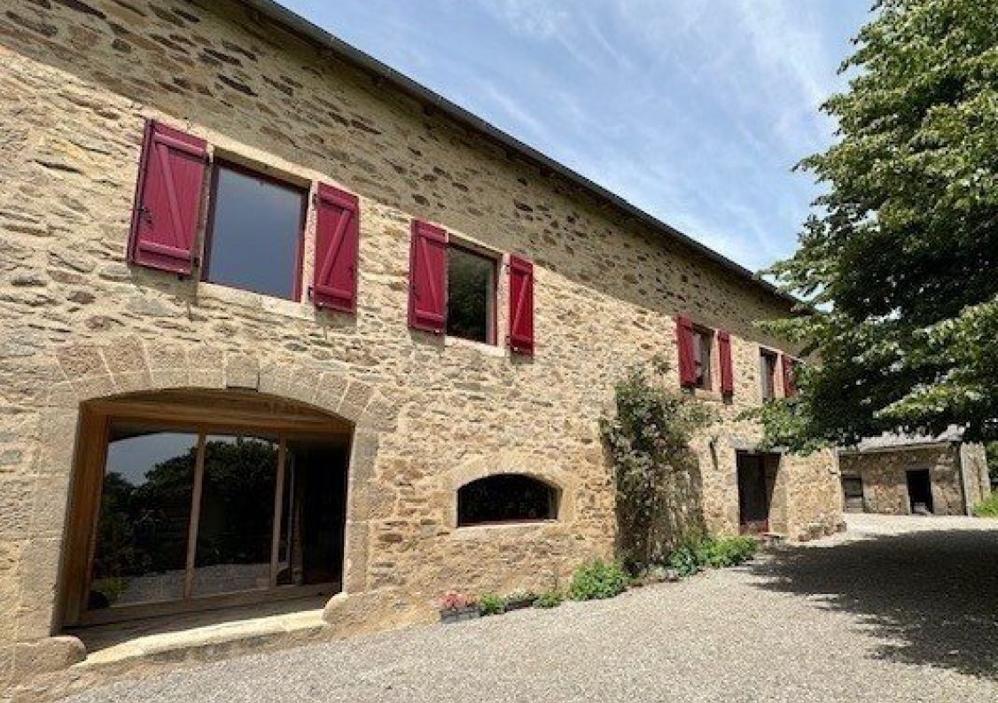 vente Corps de ferme Figeac