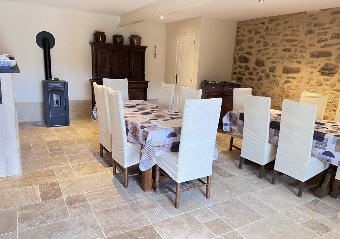 vente Corps de ferme Saint Cere