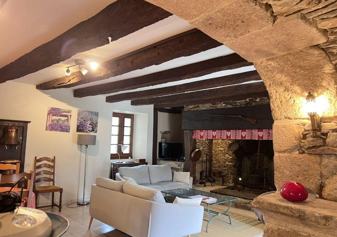 vente Propriété Laval De Cere