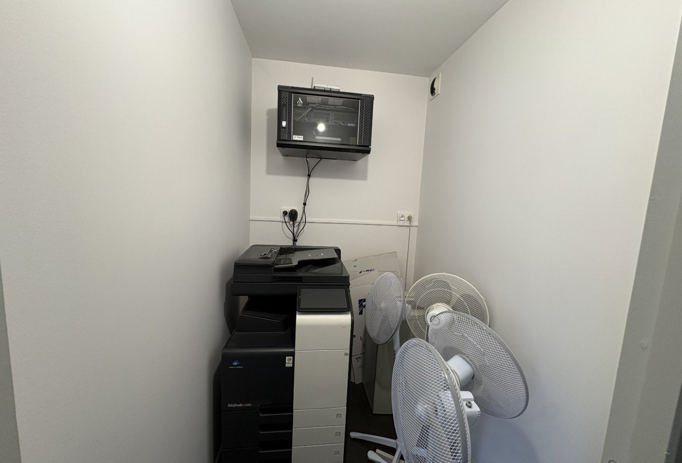 vente Bureau Figeac - Photo 8