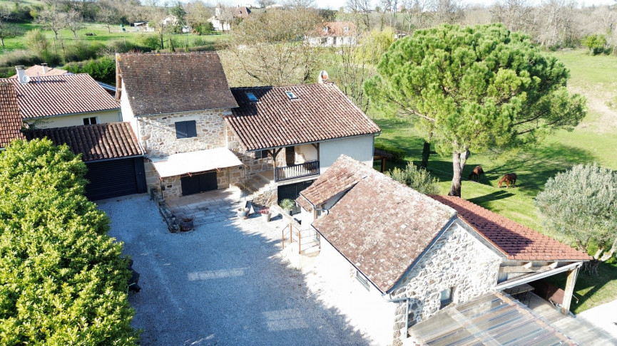 vente Maison et dépendances Figeac - Photo 2