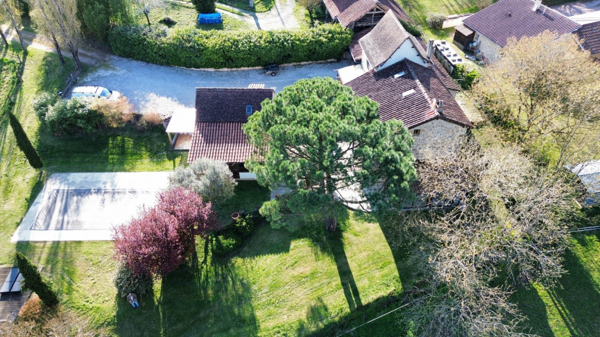 vente Maison et dépendances Figeac - Photo 3