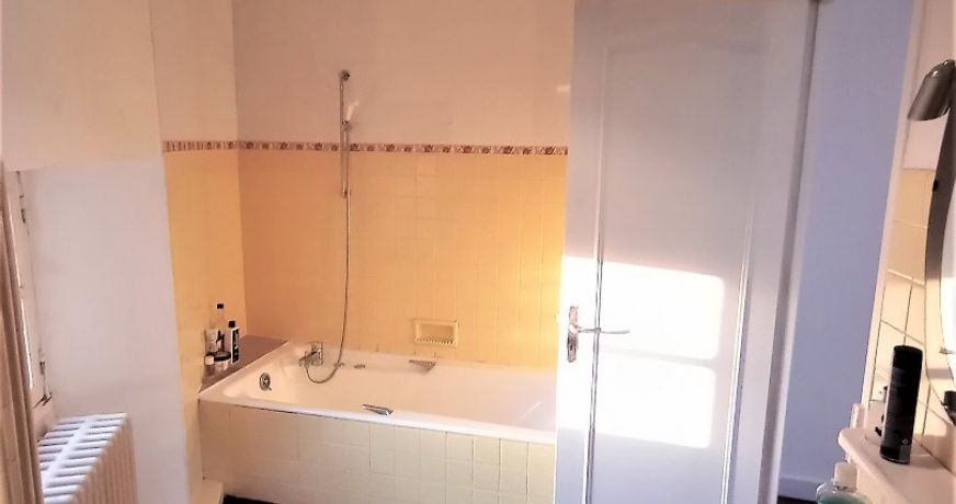 vente Demeure de ville et village Lacapelle Marival