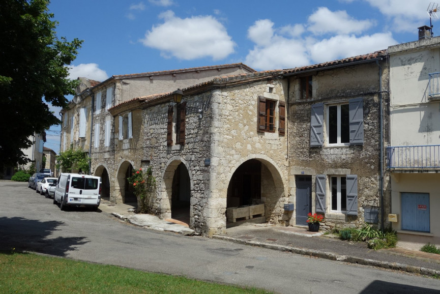 sale Maison Saint Clar - Photo 1