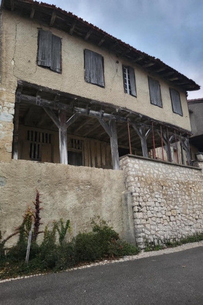 sale Maison à rénover Castelnau Barbarens - Photo 1