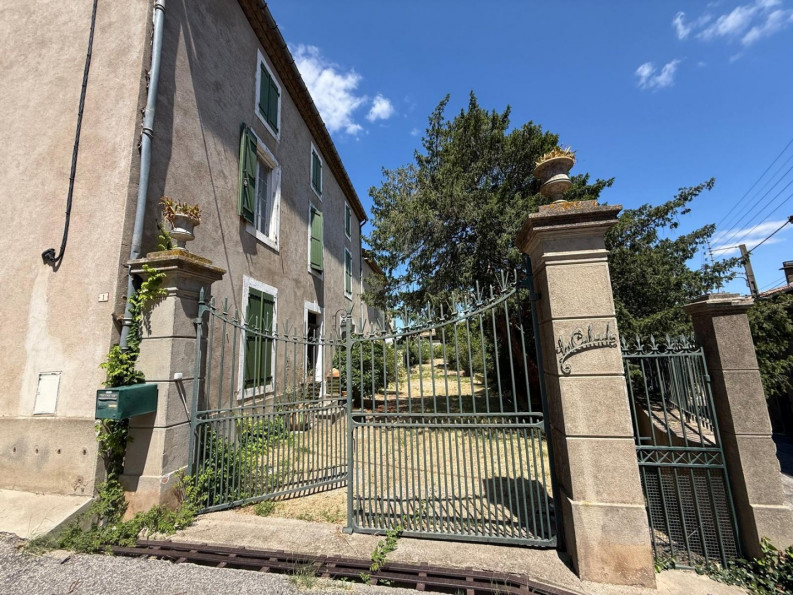 vente Demeure de ville et village Moux - Photo 1