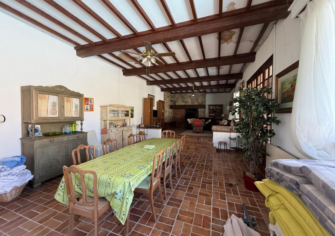 vente Demeure de ville et village Moux