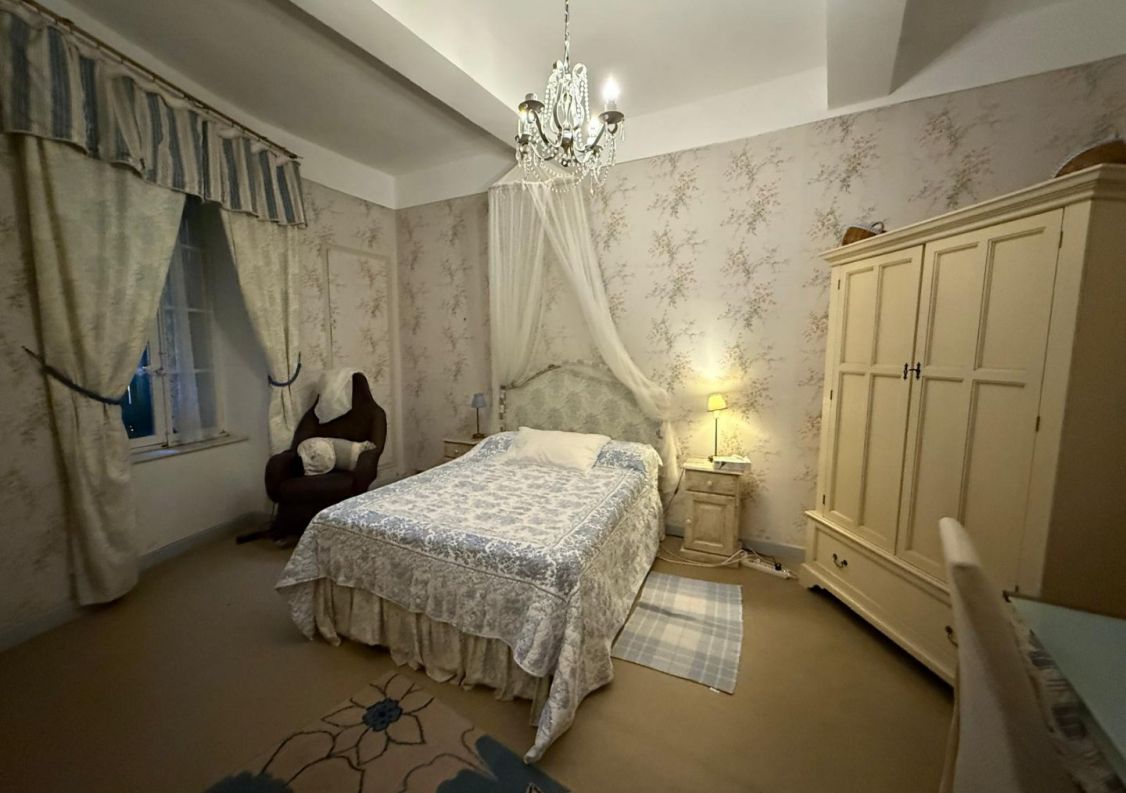 vente Demeure de ville et village Moux
