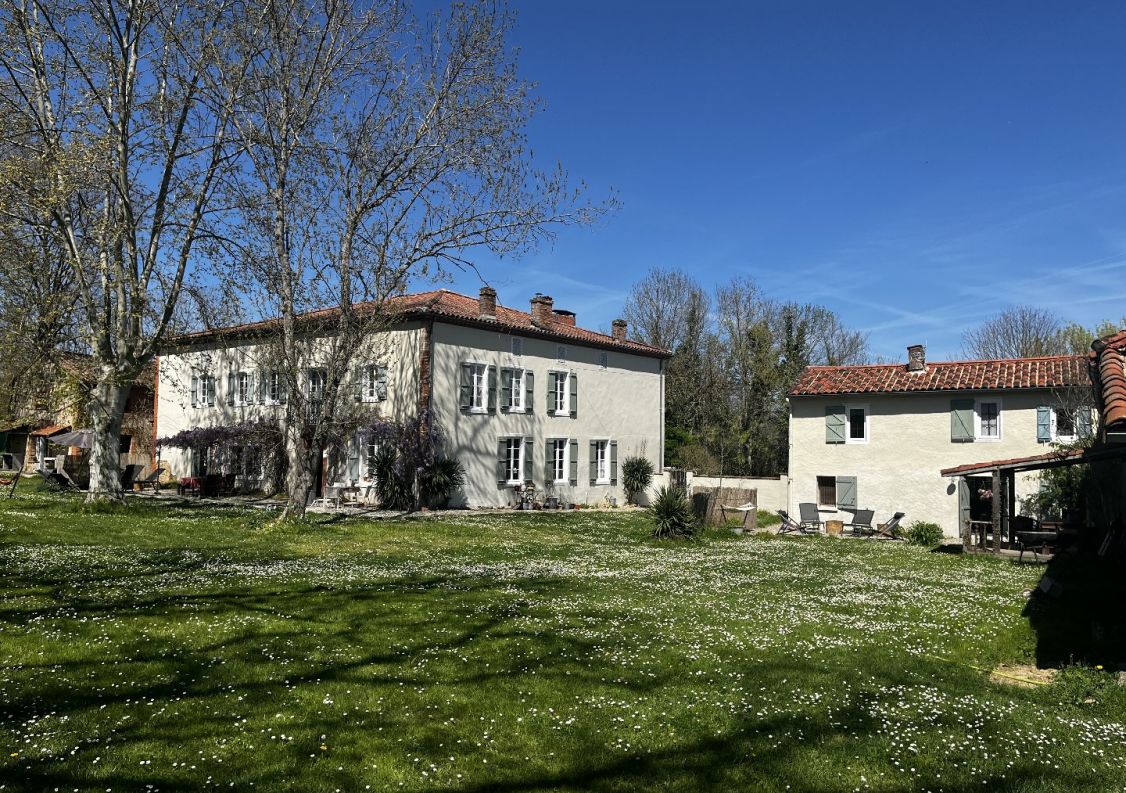 sale Domaine Carla Bayle