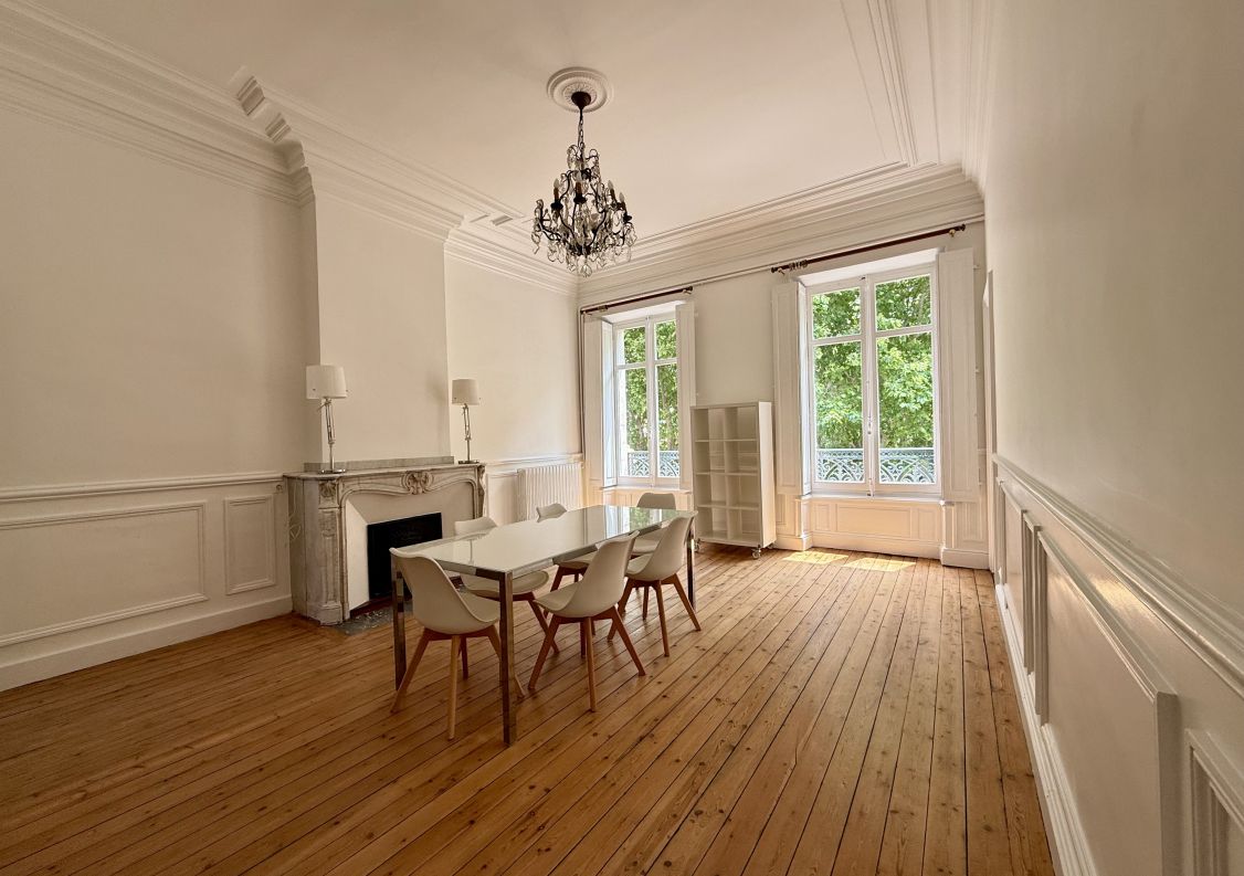 vente Appartement bourgeois Carcassonne