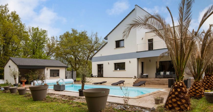 vente Demeure de ville et village Ussac