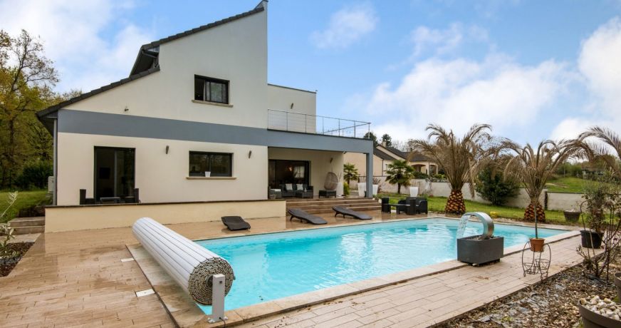 vente Demeure de ville et village Ussac