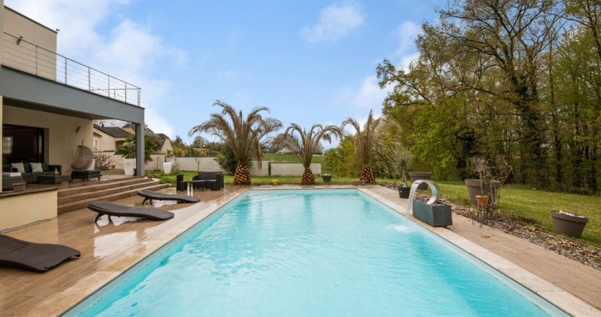 vente Demeure de ville et village Ussac