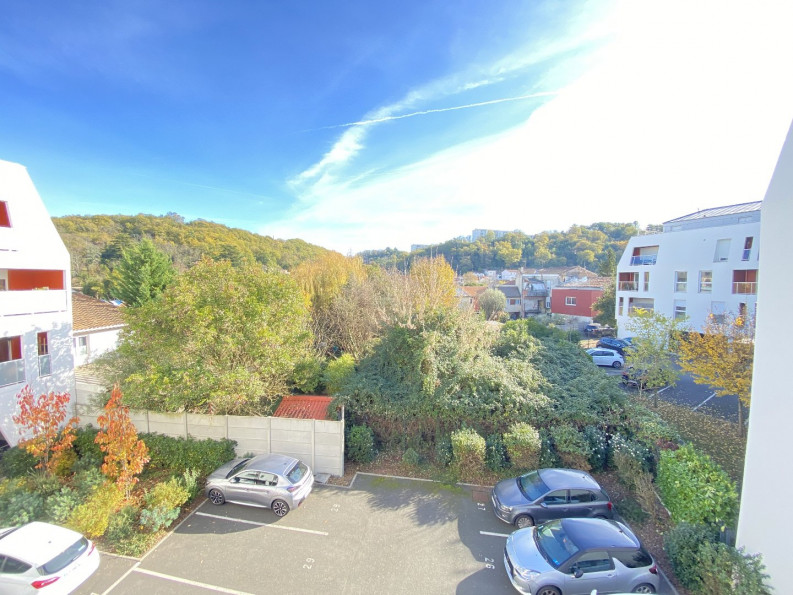 sale Appartement neuf Cenon - Photo 8