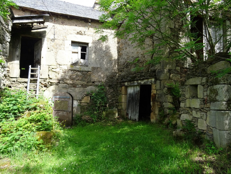 vente Corps de ferme Vezins De Levezou - Photo 3