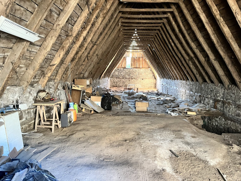 sale Grange Vic Sur Cere - Photo 4