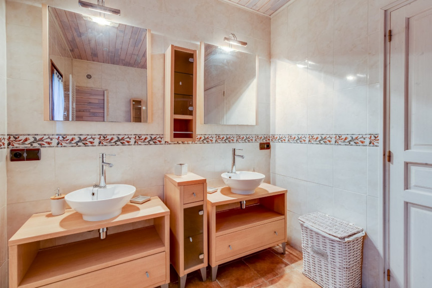 sale Maison Naucelles - Photo 19