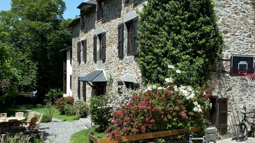 sale Maison Naucelles - Photo 1