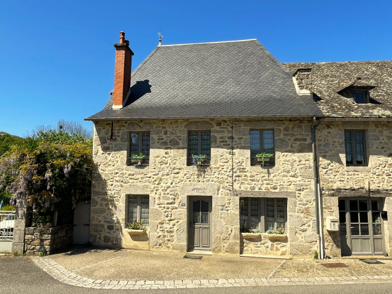 sale Maison Campouriez - Photo 1