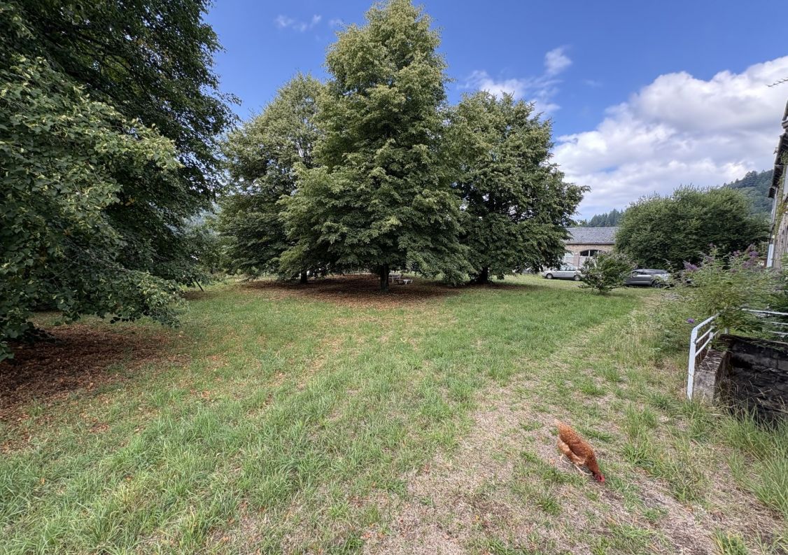 vente Demeure de ville et village Condat