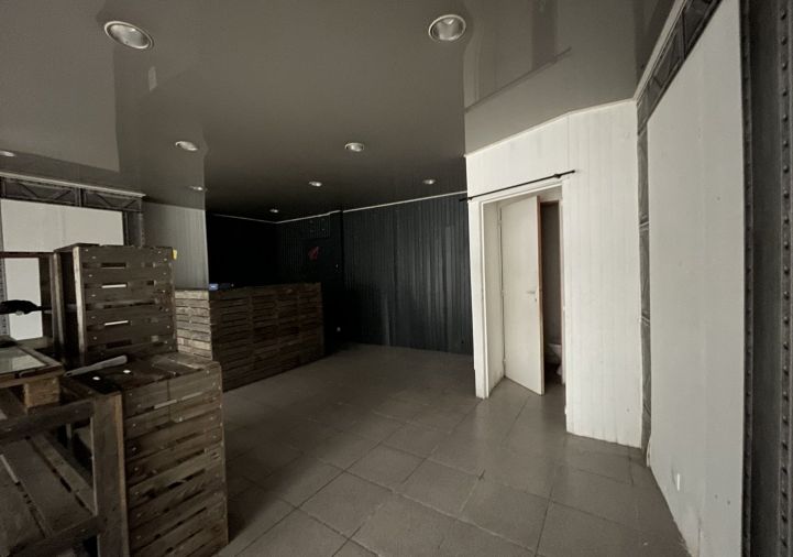 vente Local commercial Aurillac