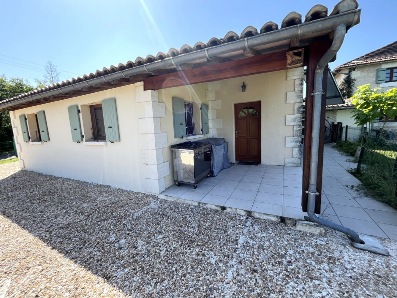 vente Maison et dépendances Festalemps - Photo 3