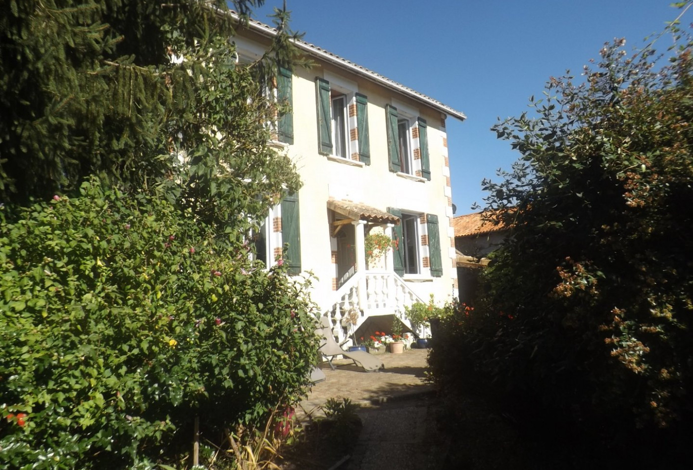 vente Maison Chassenon - Photo 1