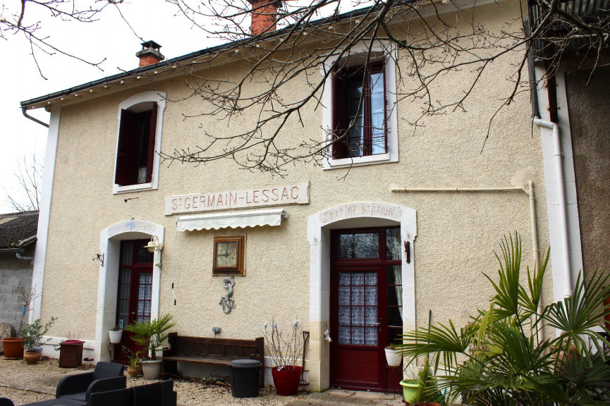 vente Maison de caractère Lessac - Photo 1