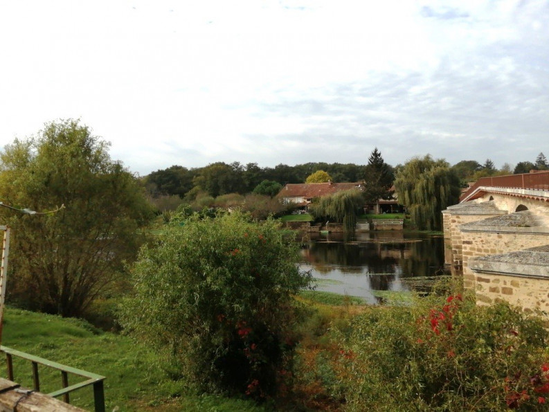vente Maison de caractère Saint Germain De Confolens - Photo 3