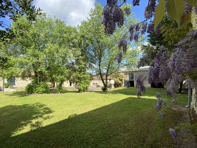 vente Maison de caractère Villebois Lavalette - Photo 8