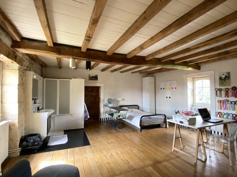 sale Maison de caractère Saint Angeau - Photo 17