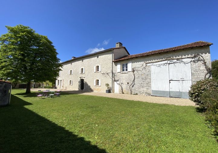 vente Maison de caractère Saint Angeau
