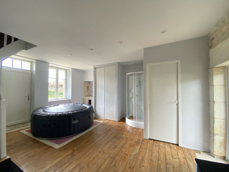 sale Maison de caractère Saint Angeau - Photo 11