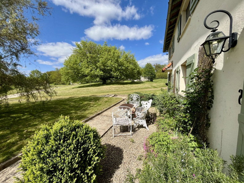vente Domaine Genouille - Photo 7